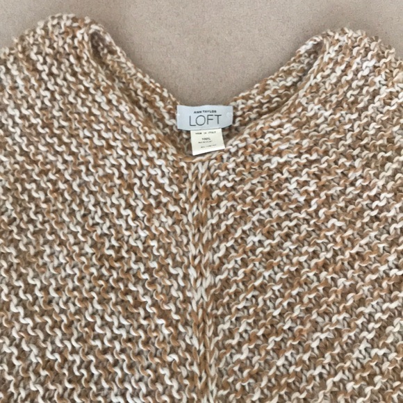 Ann Taylor Loft poncho - Picture 3 of 6